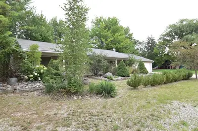 6360 WILLIAM-MILLIKEN Road, Kettle Point 44, ON N0N 1J3