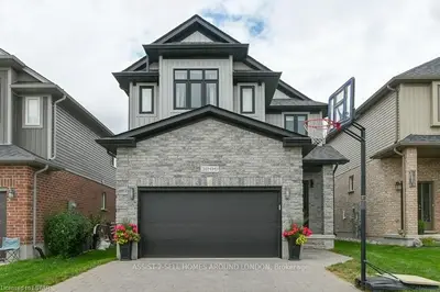 3289 CASSON Way, London South, ON N6L 0B9