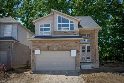 2011 CEDARPARK Drive, London North, ON N5X 0N2