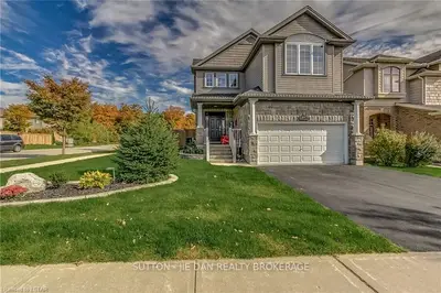 844 OAKCROSSING Road, London North, ON N6H 0A4