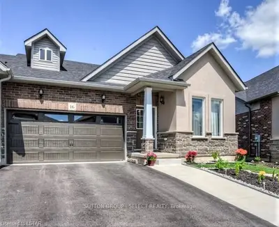 16 Greenside Court, Woodstock, On N4t 0c9