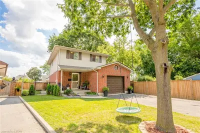35 ELLSWORTH Close, London East, ON N5W 6A7