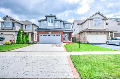 3380 GEORGEHERIOT Lane, London South, ON N6L 0A2