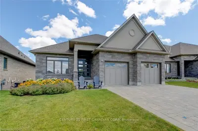 1710 IRONWOOD Road 45, London South, ON N6K 0G9