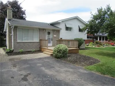 Detached in St. Thomas