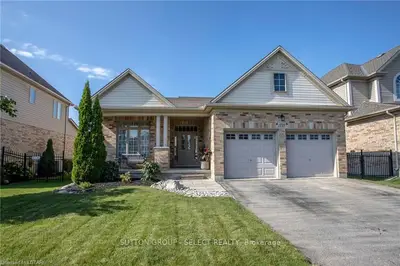 1778 IRONWOOD Road, London South, ON N6K 5C7
