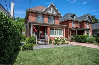 302 GROSVENOR Street, London East, ON N6A 1Y8