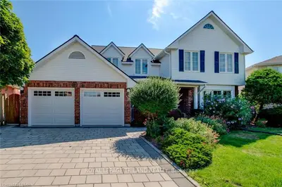 84 Virginia Crescent, London North, ON N5X 3E8