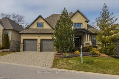 307 DELACOURT Road 36, London North, ON N6J 0H3