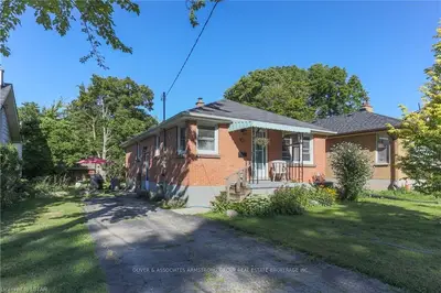 80 BRITANNIA Avenue, London North, ON N6H 2J2