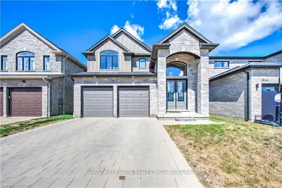 1860 WATEROAK Drive, London North, ON N6G 0M5