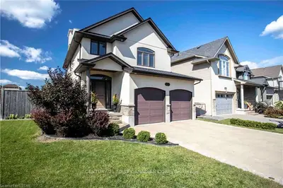6617 NAVIN Crescent, London South, ON N6P 0B6
