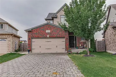 6843 VALLAS Circle, London South, ON N6P 0B5
