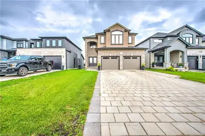 2148 YELLOWBIRCH Place, London North, ON N6G 0N3
