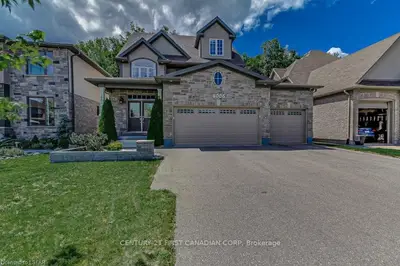 1006 LOFT Court, London North, ON N6G 0J9