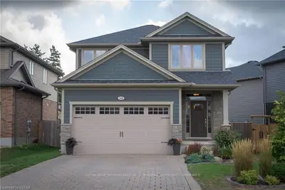 1408 HOWLETT Circle, London North, ON N5X 0K5