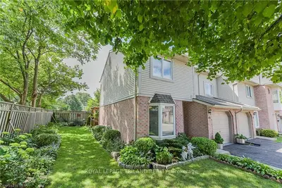 9 AILSA Place 60, London South, ON N5Z 4Z6