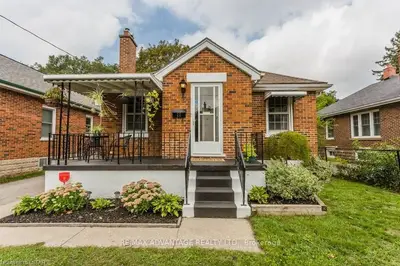 22 BEATTIE Avenue, London East, ON N5W 2N8