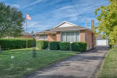 211 ATKINSON Boulevard, London East, ON N5W 4Z5