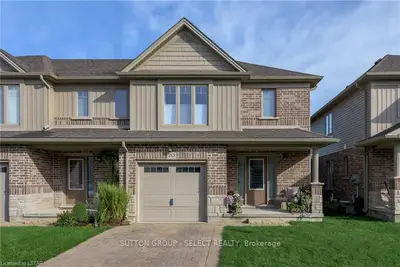 2031 Pennyroyal Street 20, London North, ON N5X 0L7