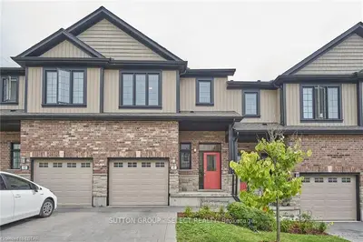 2235 BLACKWATER Road 40, London North, ON N5X 4K2