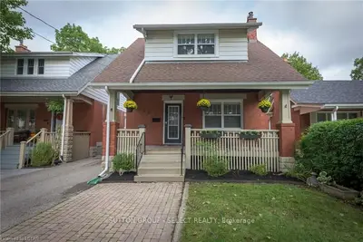 332 EMERY Street E, London South, ON N6C 2E5