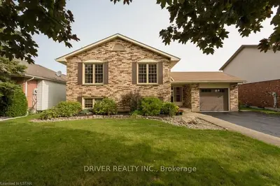 15 Treadwell Street, Aylmer, On N5h 3b5