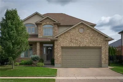 1690 RIVERBEND Road, London South, ON N6K 4Z9