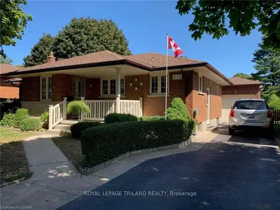 272 FAIRHAVEN Circle, London East, ON N5W 1E2