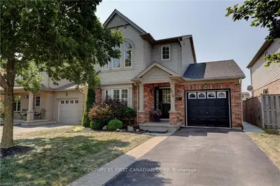 270 SOUTH LEAKSDALE Circle, London South, ON N6M 1K3