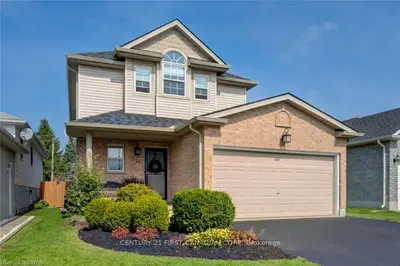 457 Nova Scotia Court, Woodstock, On N4s 8y9