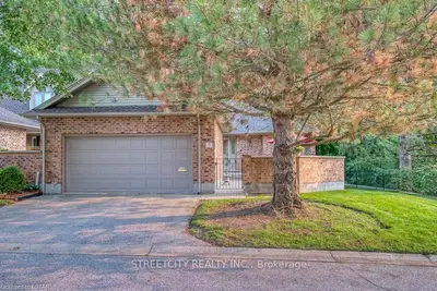 1443 COMMISSIONERS Road W 7, London South, ON N6K 1E2