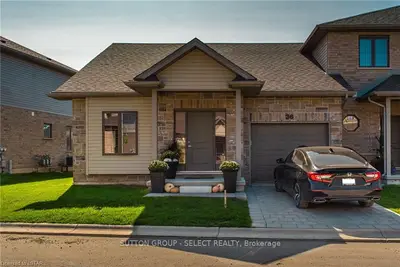 2910 TOKALA Trail 36, London North, ON N6G 5B4