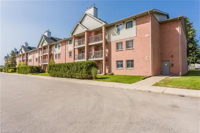 144 CONWAY Drive 60, London South, ON N6E 3N3