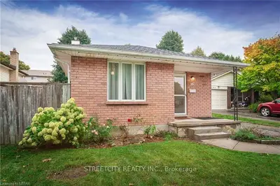 239 REGAL Drive, London East, ON N5Y 4Z7