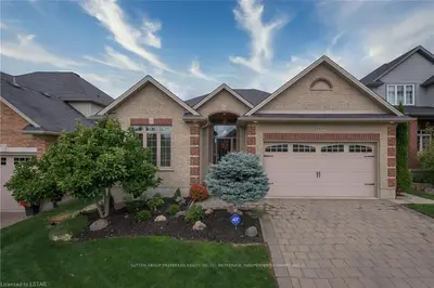 803 LONGWORTH Road, London South, ON N6K 0B6