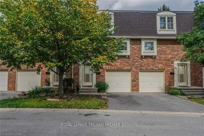 900 POND VIEW Road 78, London South, ON N5Z 4L7