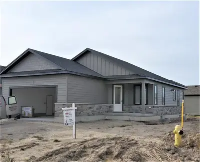 70 DEERFIELD Road, Lambton Shores, ON N0M 1T0