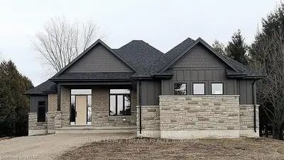 174 HENNESSY Street Lot 1, Lambton Shores, ON N0N 1J0