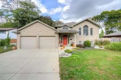 321 CARROLL Street W, Strathroy-Caradoc, ON N7G 1B2