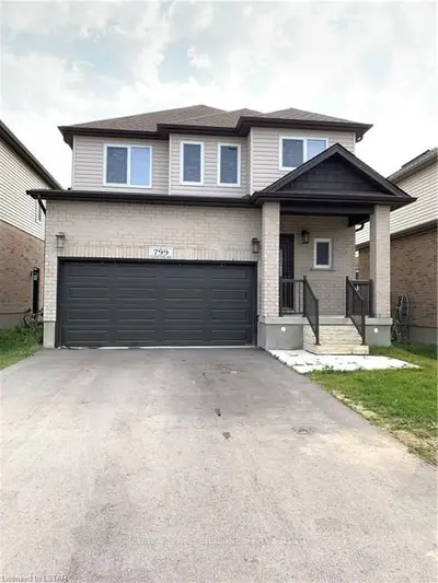 799 CEDARPARK Way, London North, ON N5X 0C3