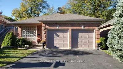 10 CADEAU Terrace 9, London South, ON N6K 4W6