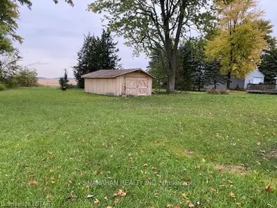 6552 AND 6536 JAMES Street, Brooke-Alvinston, ON N0N 1K0