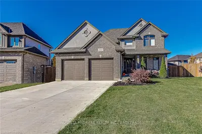 2320 BALLYMOTE Way, London North, ON N5X 0J7