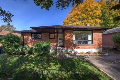 33 MARK Street, London East, ON N5V 2G7