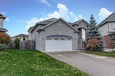1796 CREEKSIDE Street, London North, ON N5X 4L8