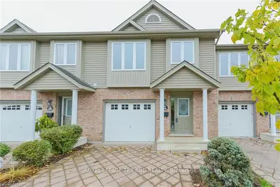 1600 MICKLEBOROUGH Drive 64, London North, ON N6G 5R9
