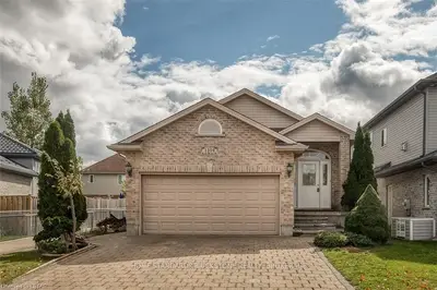 1359 South Wenige Drive, London North, ON N5X 4M8