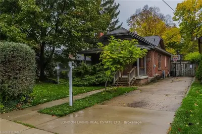 36 DUCHESS Avenue, London South, ON N6C 1H2