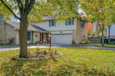 22 HUNT VILLAGE Crescent, London North, ON N6H 4A3